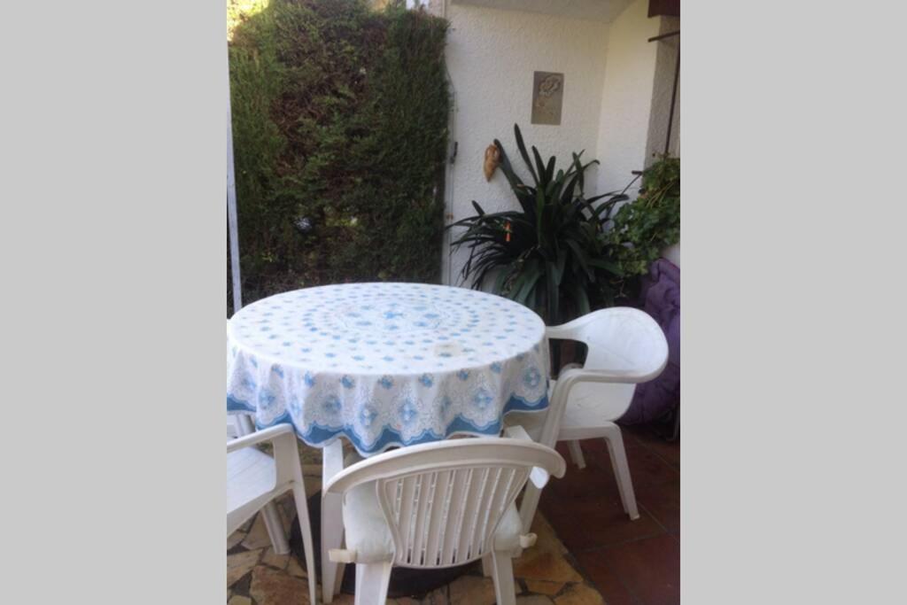 Villa Casita Blanca Con Fibra Optica Y Piscina Cominutaria Tossa de Mar Esterno foto